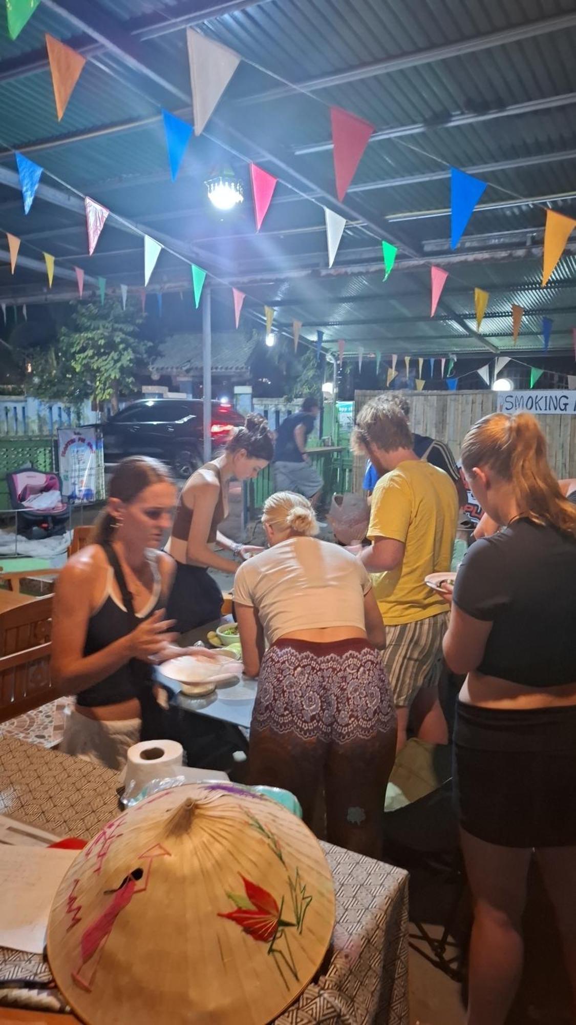 Topp Stay Hostel باي المظهر الخارجي الصورة